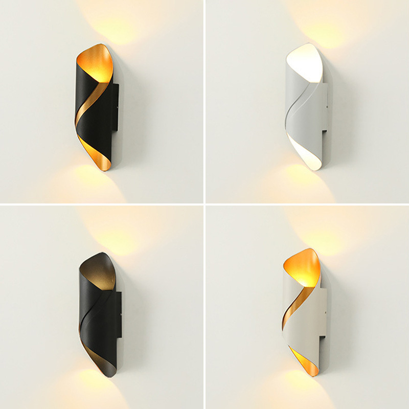 Interior Design Studio - Lámpara de pared LED de diseño