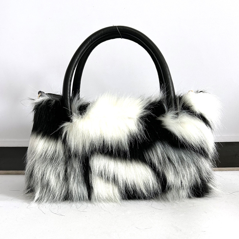 Interior Design Warm - 2025 Bolso de mano de piel