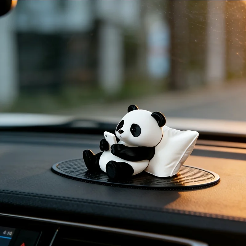 Interior Design Studio - Figura Coleccionable de Panda, Diseño de