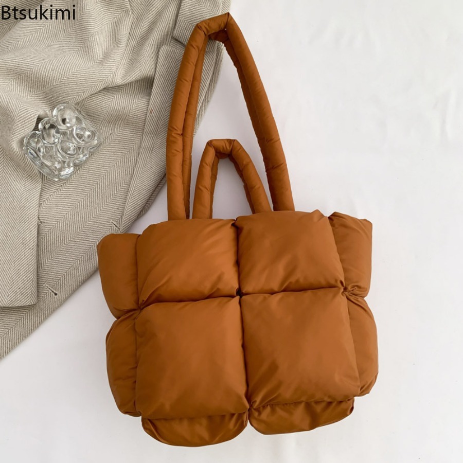 Bolso Tote Acolchado de Moda,  - Interior Design Warm reseña y precio